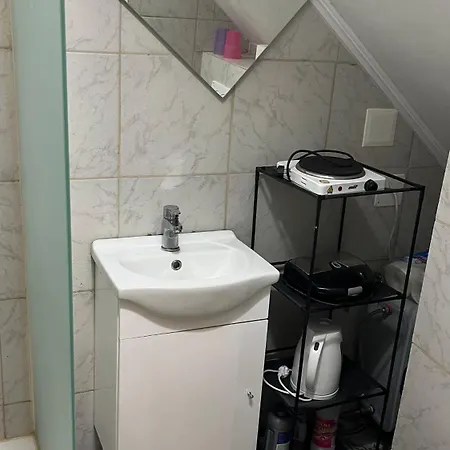St Francis Apartment *